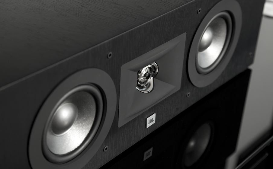 Dual 4” PolyPlas drivers deliver unrivaled accuracy, subtlety, and realism